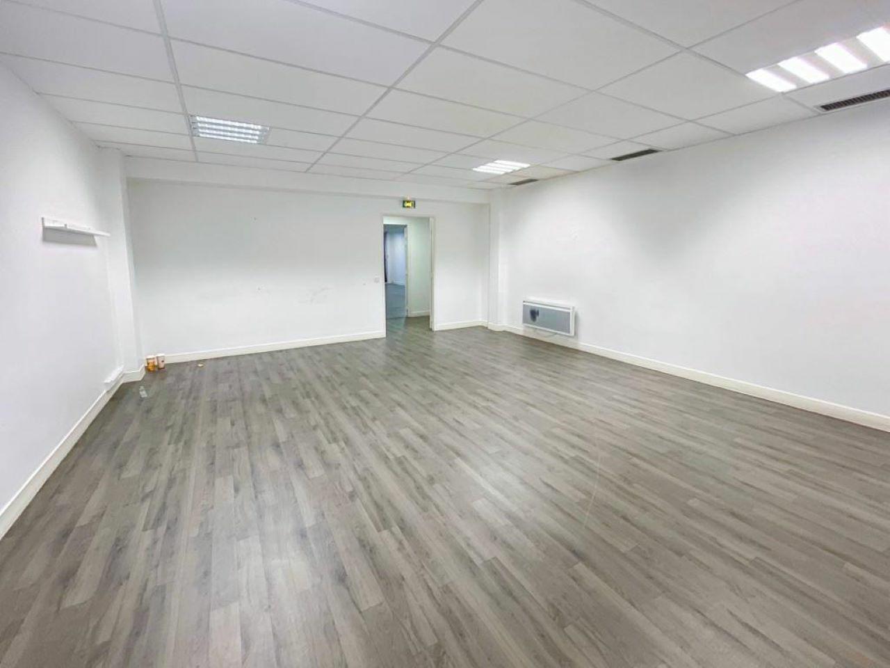 Bureau Paris 255m² Location bureau Paris OLBUR2314380 4